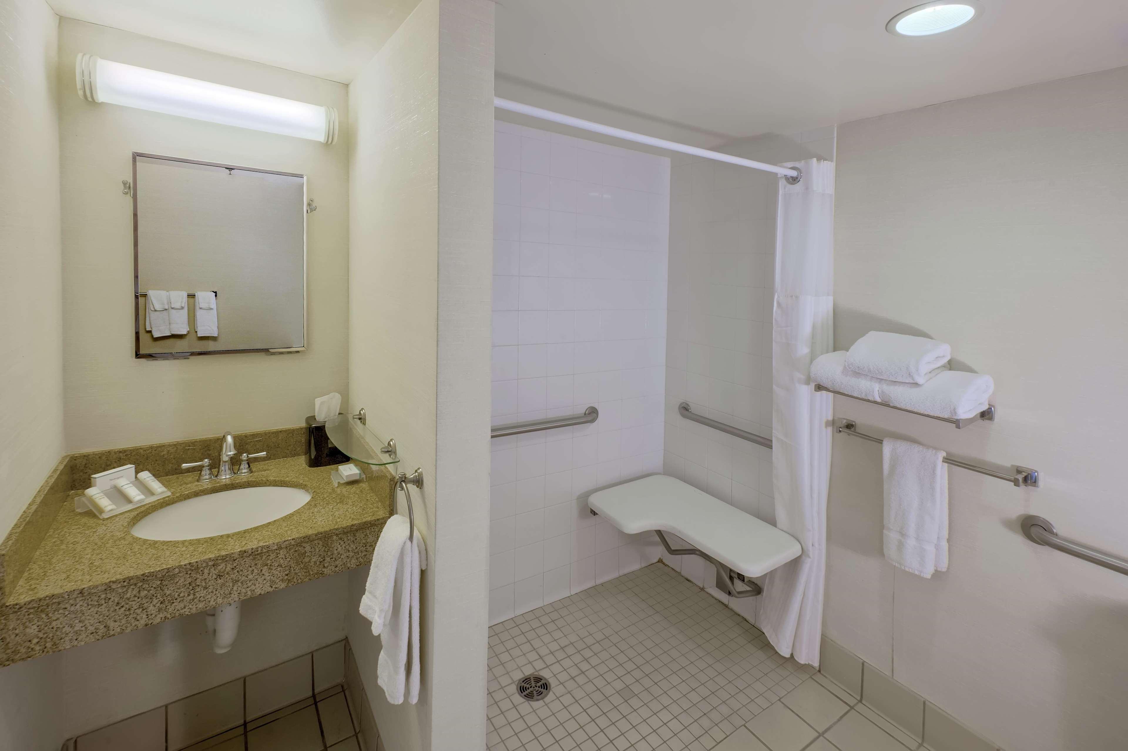Hilton Garden Inn Kent Island Marina Grasonville Esterno foto